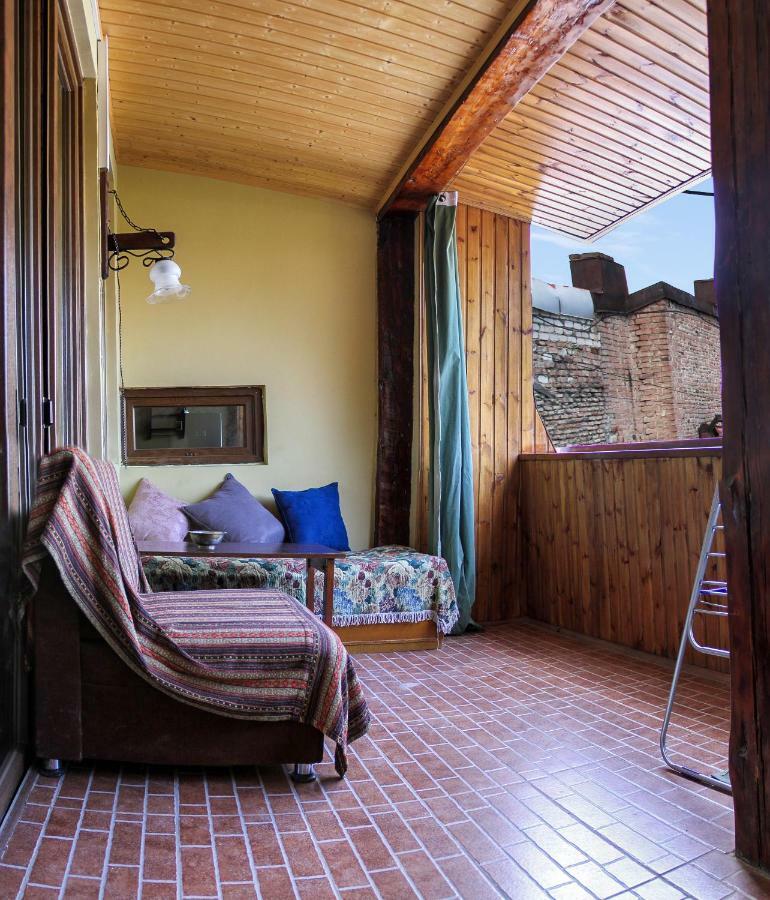 Natia'S Apartment On Dadiani St. تبليسي المظهر الخارجي الصورة