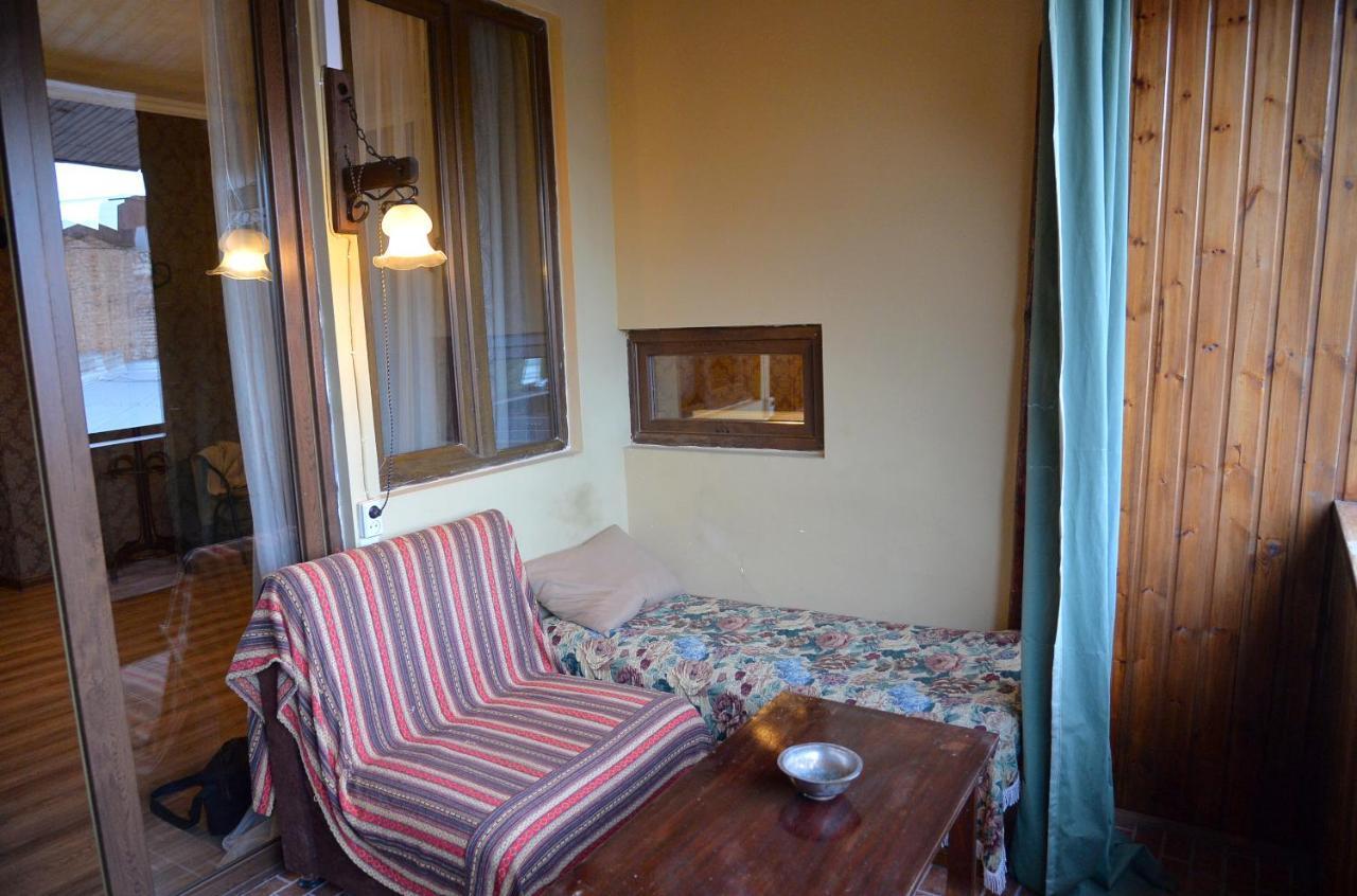 Natia'S Apartment On Dadiani St. تبليسي المظهر الخارجي الصورة